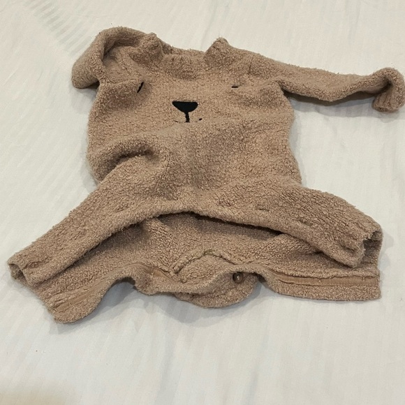 George Brown bear Cozy fuzzy One Piece outfit - Picture 8 of 9